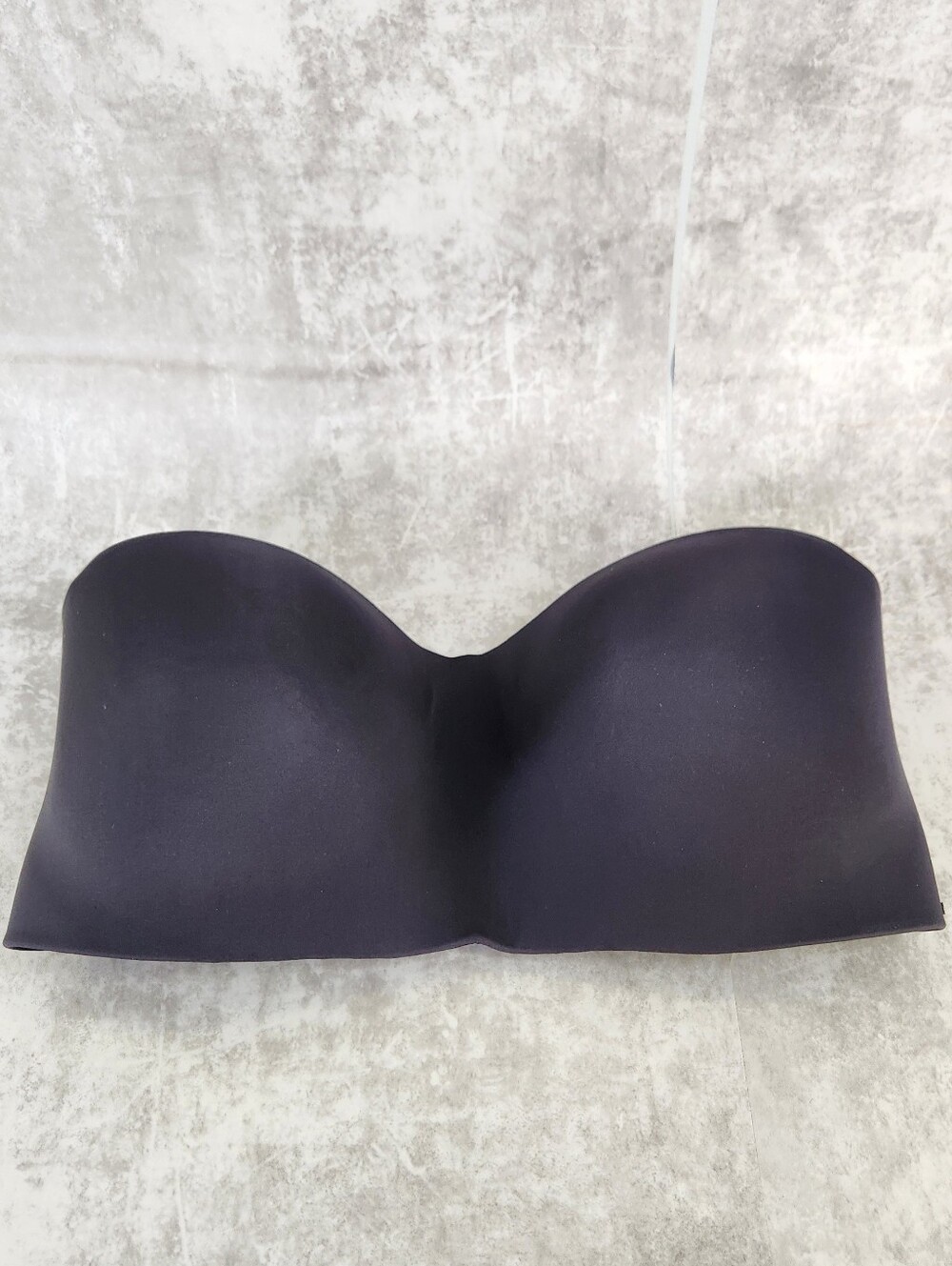 Skims Fits Everybody Strapless Bra Women 40DD Onyx Black Seamless Support Padded
